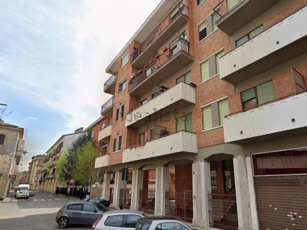 locale di sgombero in vendita a Torino in zona Barriera di Milano