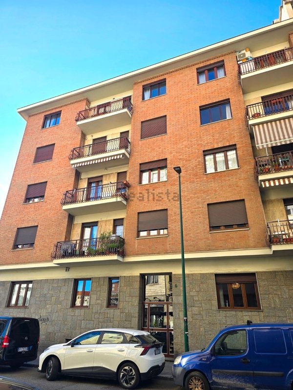 appartamento in vendita a Torino in zona Pozzo Strada