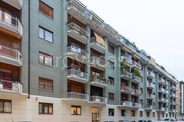 appartamento in vendita a Torino in zona Santa Rita