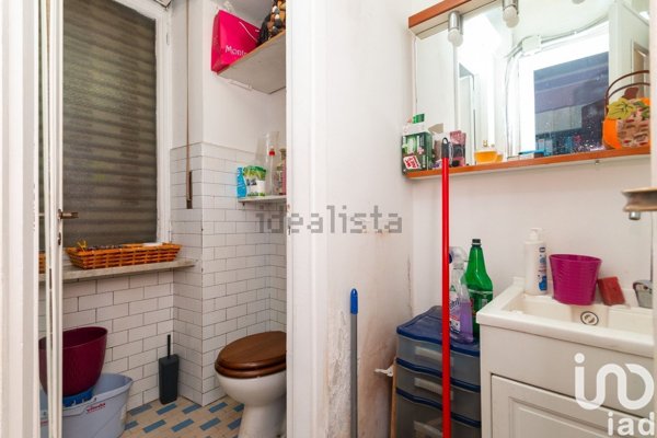 locale commerciale in vendita a Torino in zona Millefonti