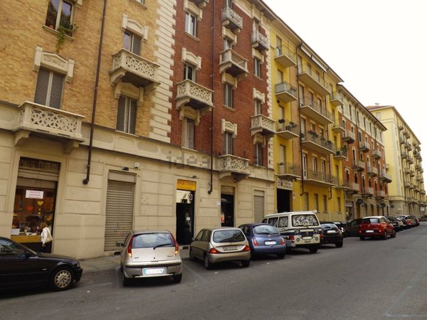 casa indipendente in vendita a Torino in zona Crocetta