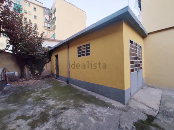 locale di sgombero in vendita a Torino in zona Borgata Vittoria