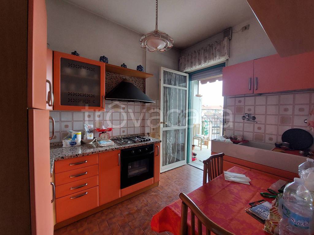 appartamento in vendita a Torino in zona Lucento