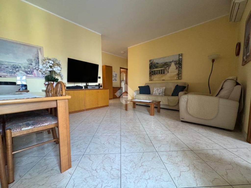 appartamento in vendita a Torino in zona Millefonti