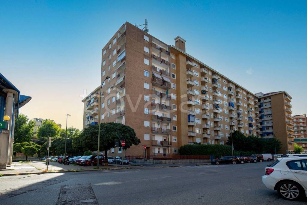 appartamento in vendita a Torino in zona Barriera di Milano