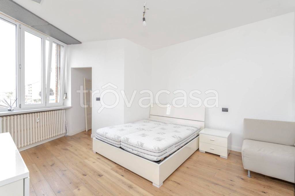 appartamento in vendita a Torino in zona Barca