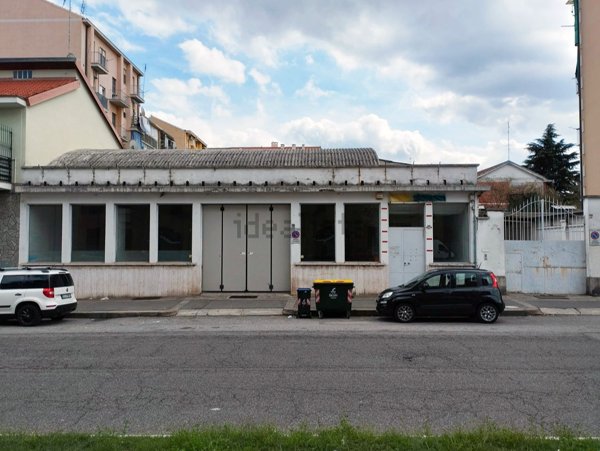 ufficio in vendita a Torino in zona Madonna di Campagna