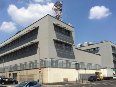 locale di sgombero in vendita a Torino in zona Lingotto