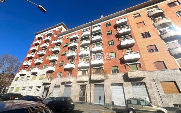 locale di sgombero in vendita a Torino in zona Filadelfia