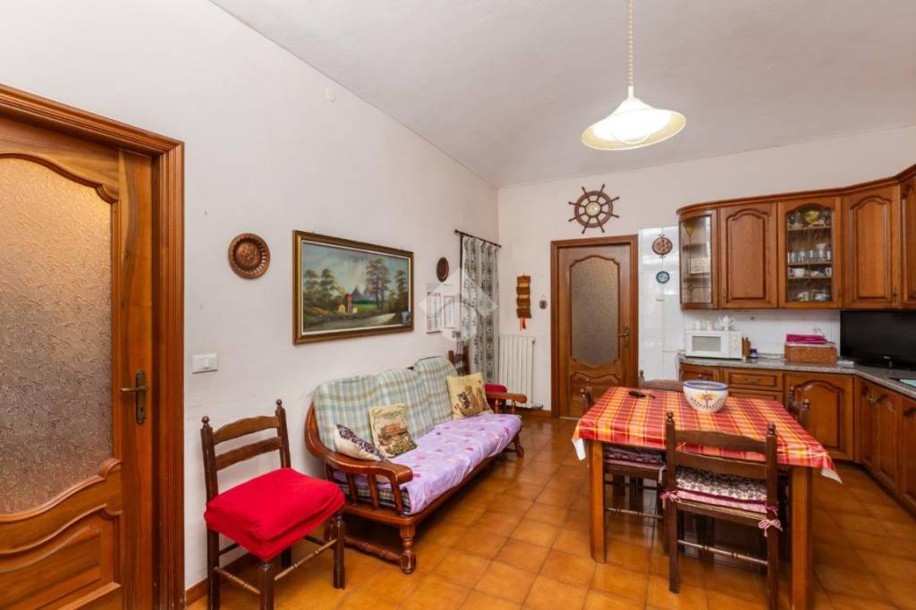 appartamento in vendita a Torino in zona Aurora