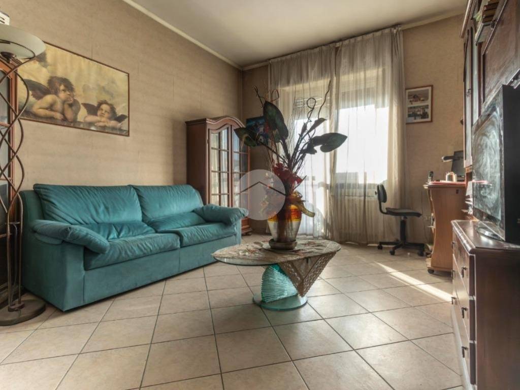 appartamento in vendita a Torino in zona Borgata Vittoria