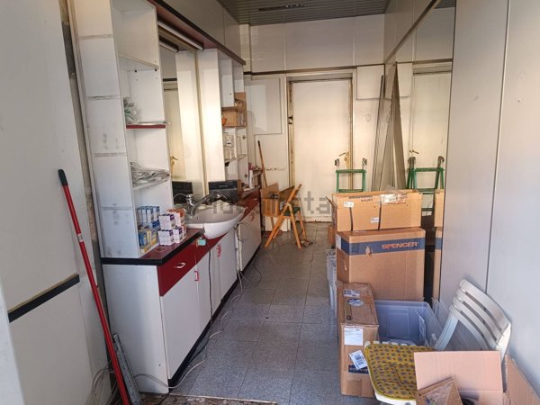 locale commerciale in vendita a Torino in zona Pozzo Strada