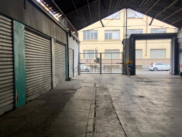 locale di sgombero in vendita a Torino in zona San Donato