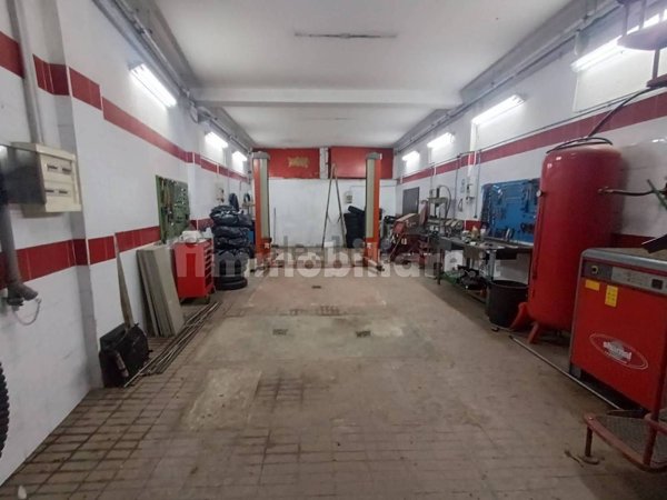 locale di sgombero in vendita a Torino in zona Vallette