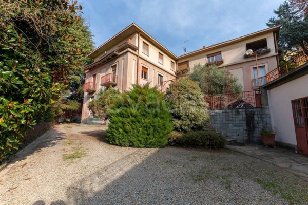 appartamento in vendita a Torino in zona Sassi