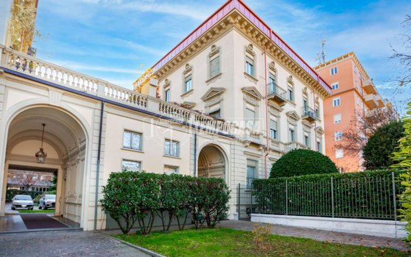 appartamento in vendita a Torino in zona Crocetta