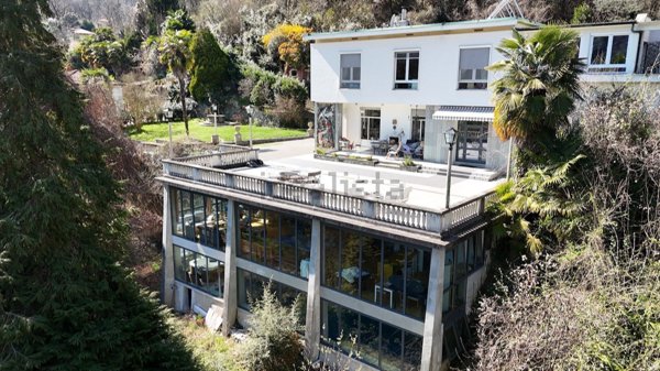 casa indipendente in vendita a Torino in zona Superga