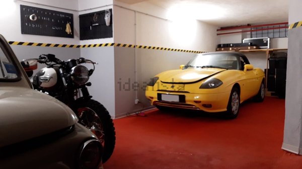 locale di sgombero in vendita a Torino in zona Borgo San Paolo