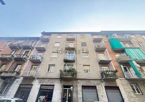 appartamento in vendita a Torino in zona Aurora