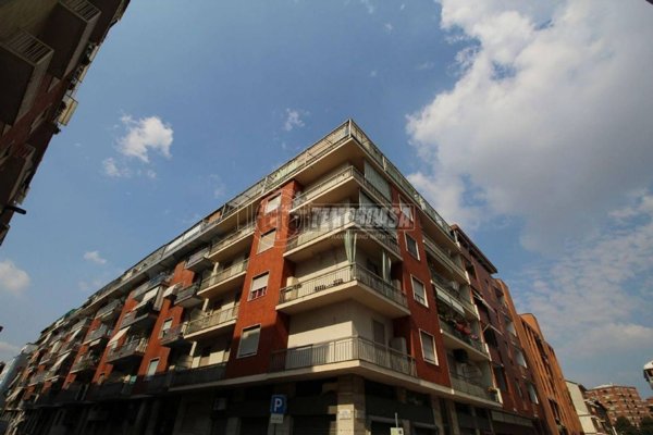 negozio in vendita a Torino in zona Centro Storico