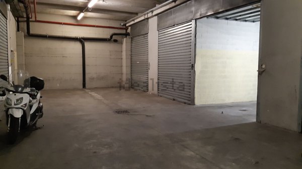 locale di sgombero in vendita a Torino in zona Madonna di Campagna