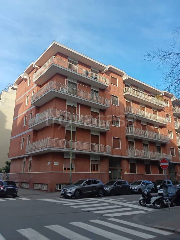 appartamento in vendita a Torino in zona Parella