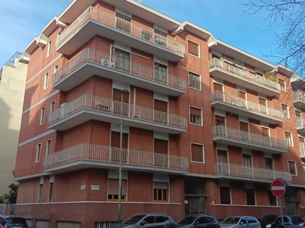appartamento in vendita a Torino in zona Parella