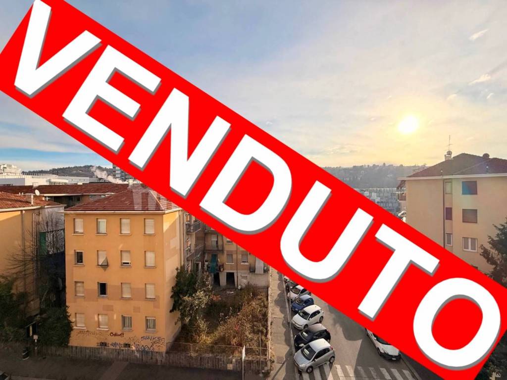 appartamento in vendita a Torino in zona Lingotto