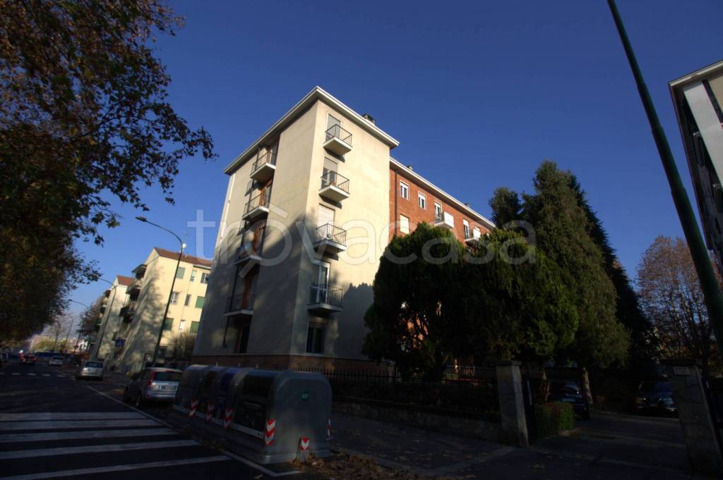 appartamento in vendita a Torino in zona Barriera di Milano