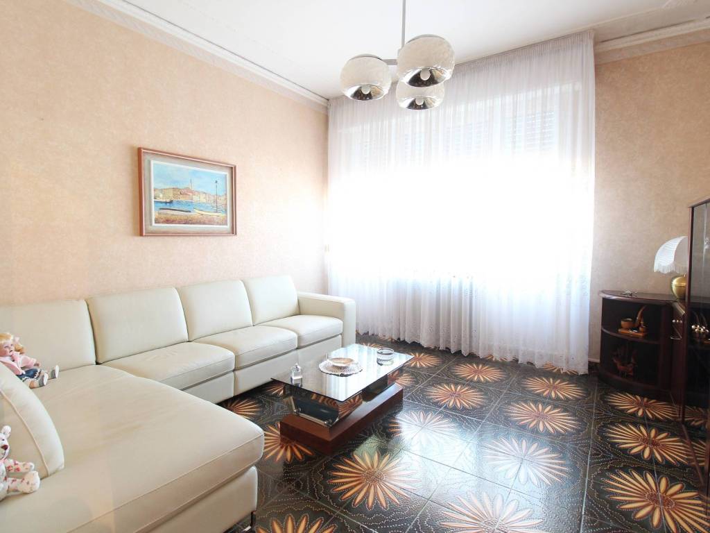 appartamento in vendita a Torino in zona Mirafiori Sud