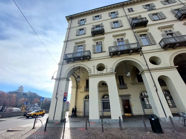 appartamento in vendita a Torino in zona Centro Storico