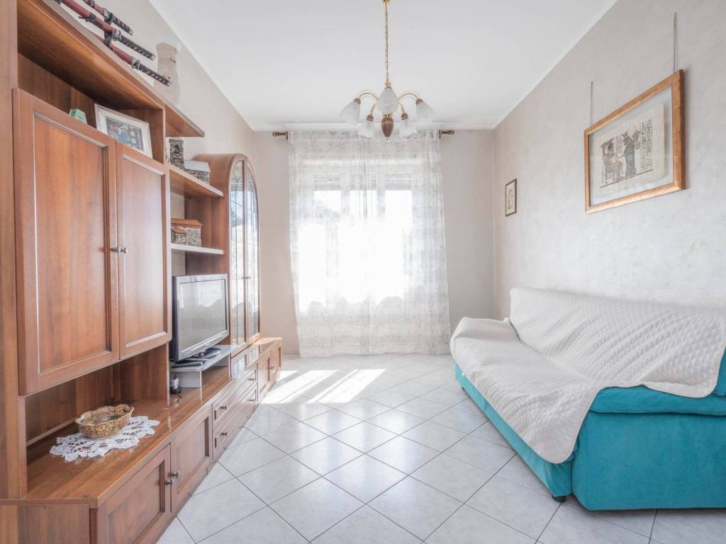 appartamento in vendita a Torino in zona Aurora
