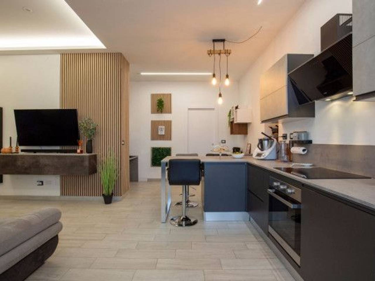 appartamento in vendita a Torino in zona Borgata Vittoria