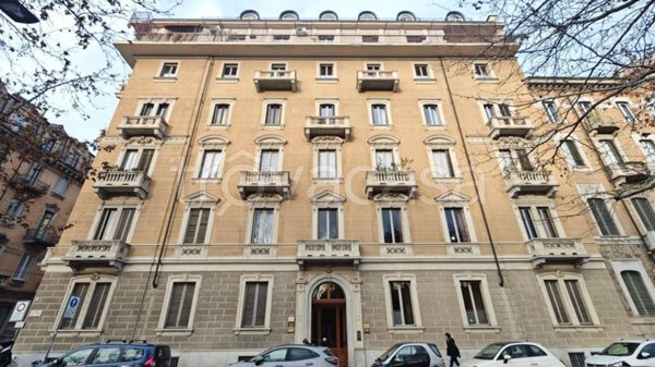 appartamento in vendita a Torino in zona Cit Turin