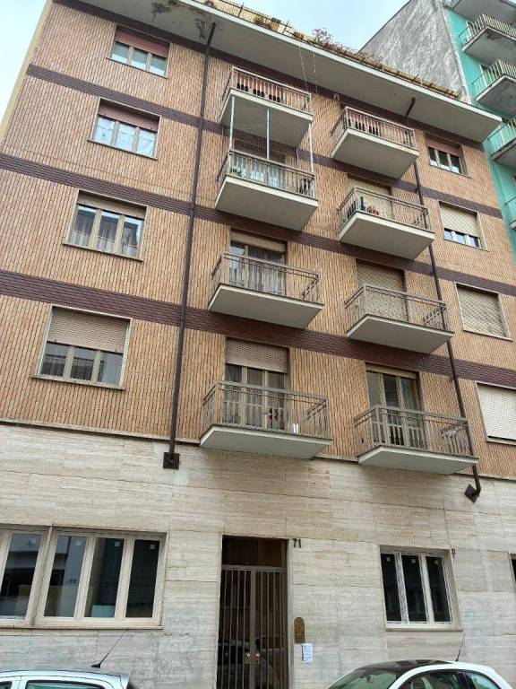 appartamento in vendita a Torino in zona Borgo San Paolo