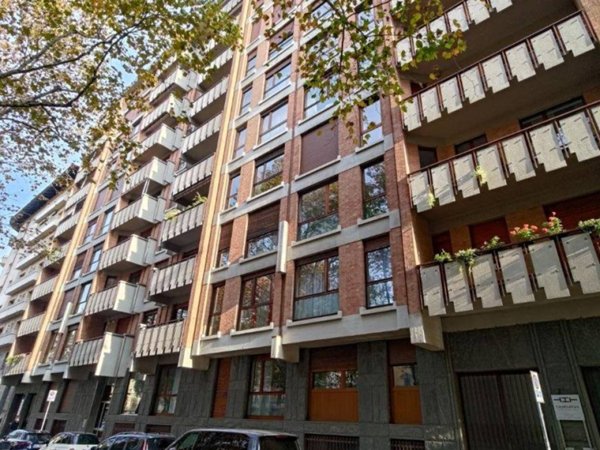 appartamento in vendita a Torino in zona Crocetta