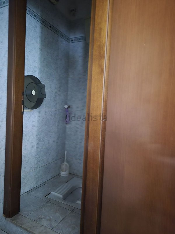 negozio in vendita a Torino in zona Santa Rita