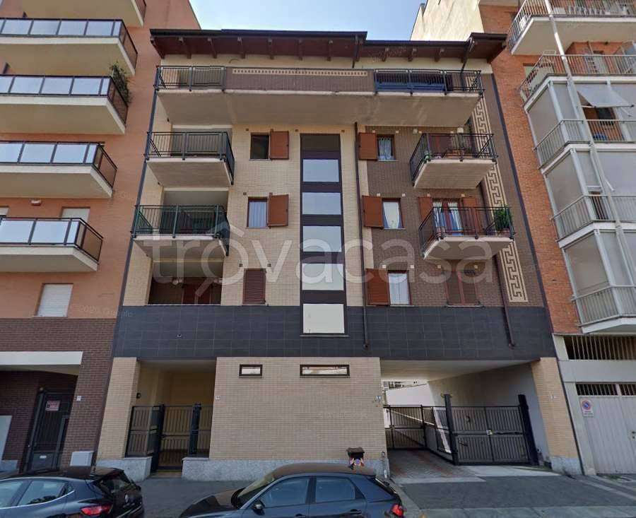 appartamento in vendita a Torino in zona Borgata Vittoria