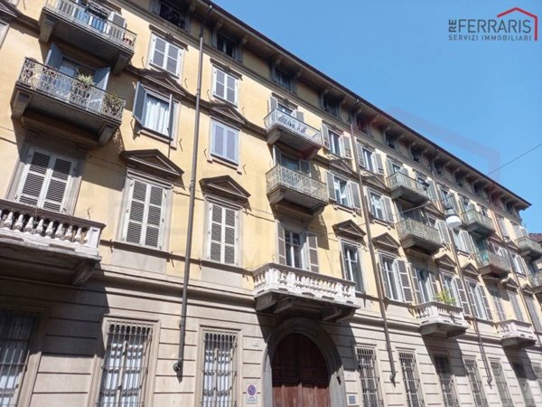 appartamento in vendita a Torino in zona Crocetta