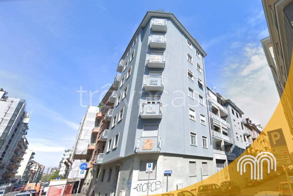 appartamento in vendita a Torino in zona Cit Turin