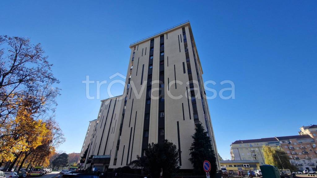 appartamento in vendita a Torino in zona Regio Parco
