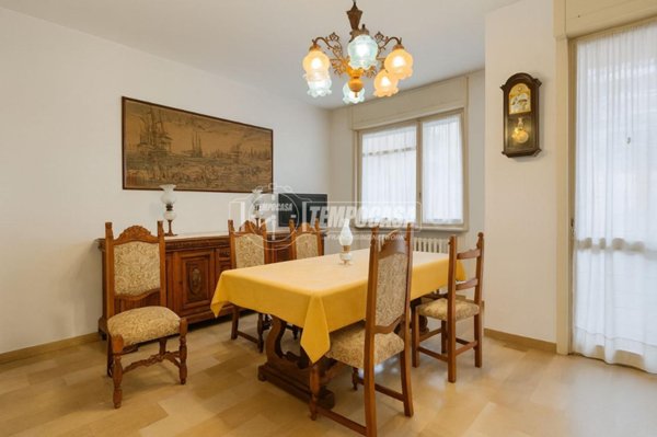 appartamento in vendita a Torino in zona Mirafiori Sud