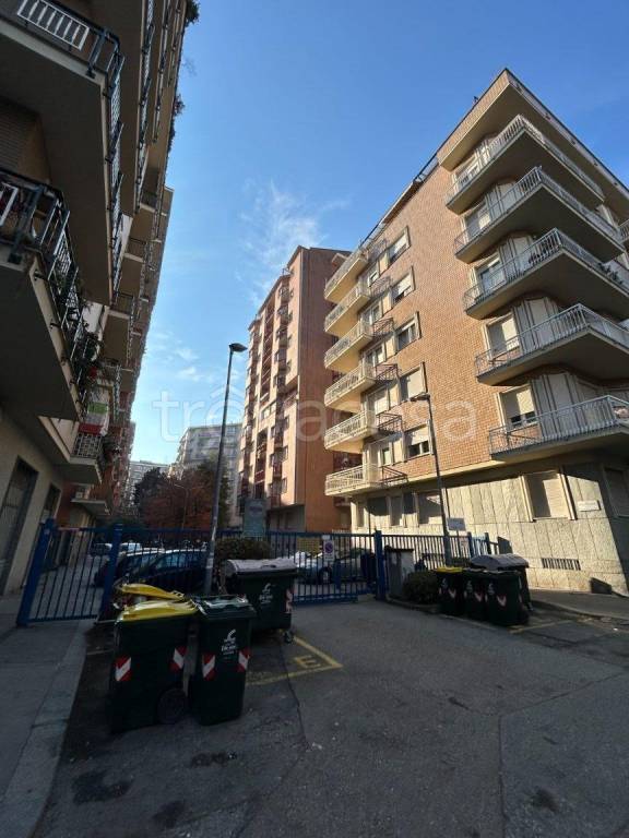 appartamento in vendita a Torino in zona Santa Rita