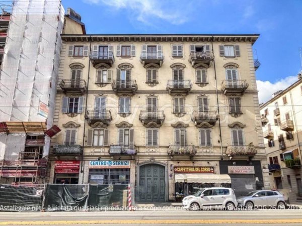 appartamento in vendita a Torino in zona Aurora