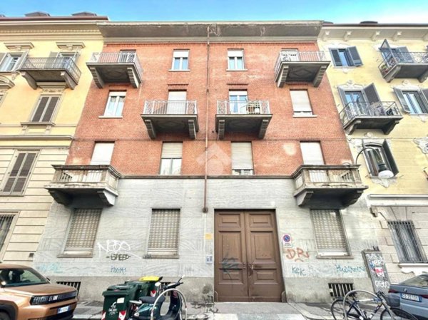 ufficio in vendita a Torino in zona Cit Turin