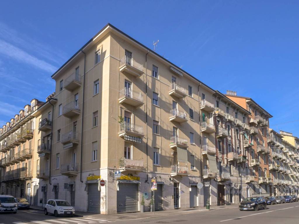 appartamento in vendita a Torino in zona Campidoglio