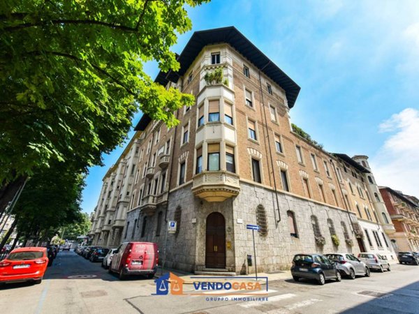 appartamento in vendita a Torino in zona Crocetta
