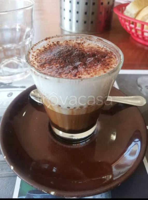 negozio in vendita a Torino in zona Mirafiori Sud