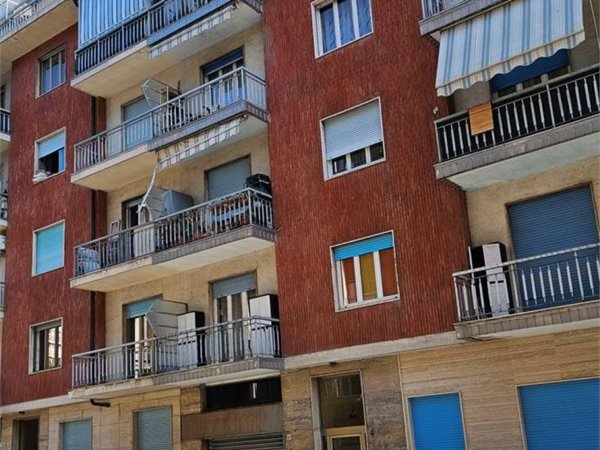 appartamento in vendita a Torino in zona Mirafiori Nord