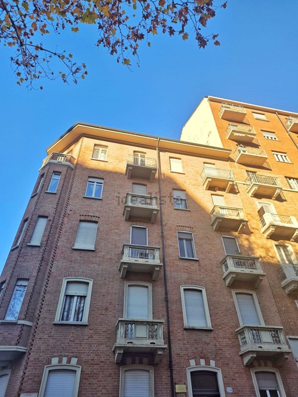 appartamento in vendita a Torino in zona Parella
